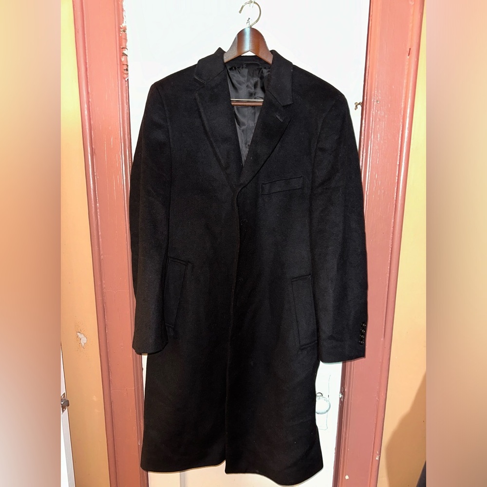 Vintage Lauren Ralph Lauren Full Length Coat with buttons in black. Size 44R.